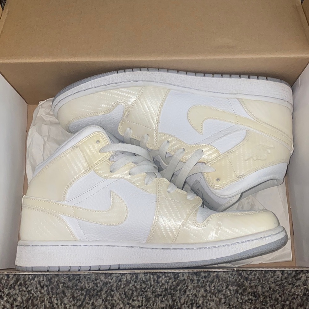 Air Jordan 1 Phat (white/wolf grey-white)